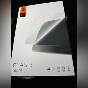 Open box Spigen Screen Protector for HP Pavilion x360 14"